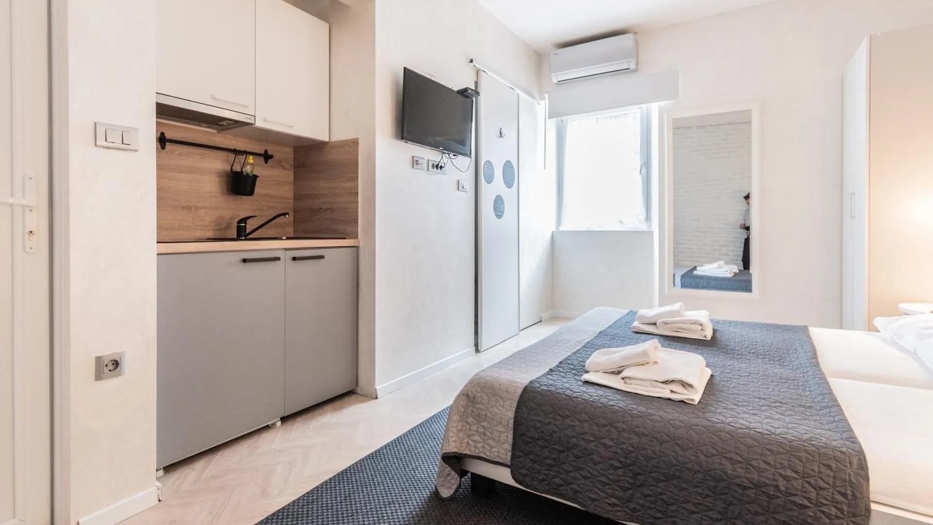 L&B Old Town Studio Apartments Pula