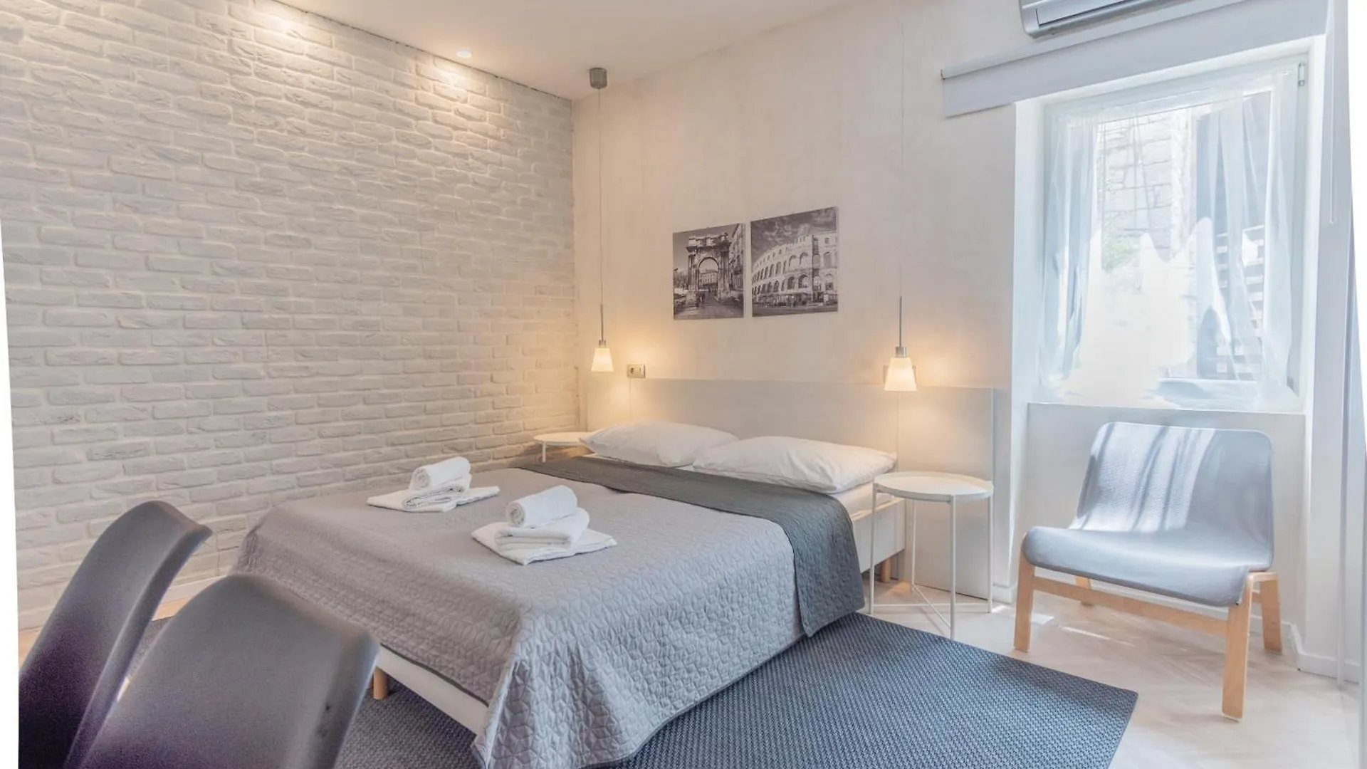 L&B Old Town Studio Apartments Pula